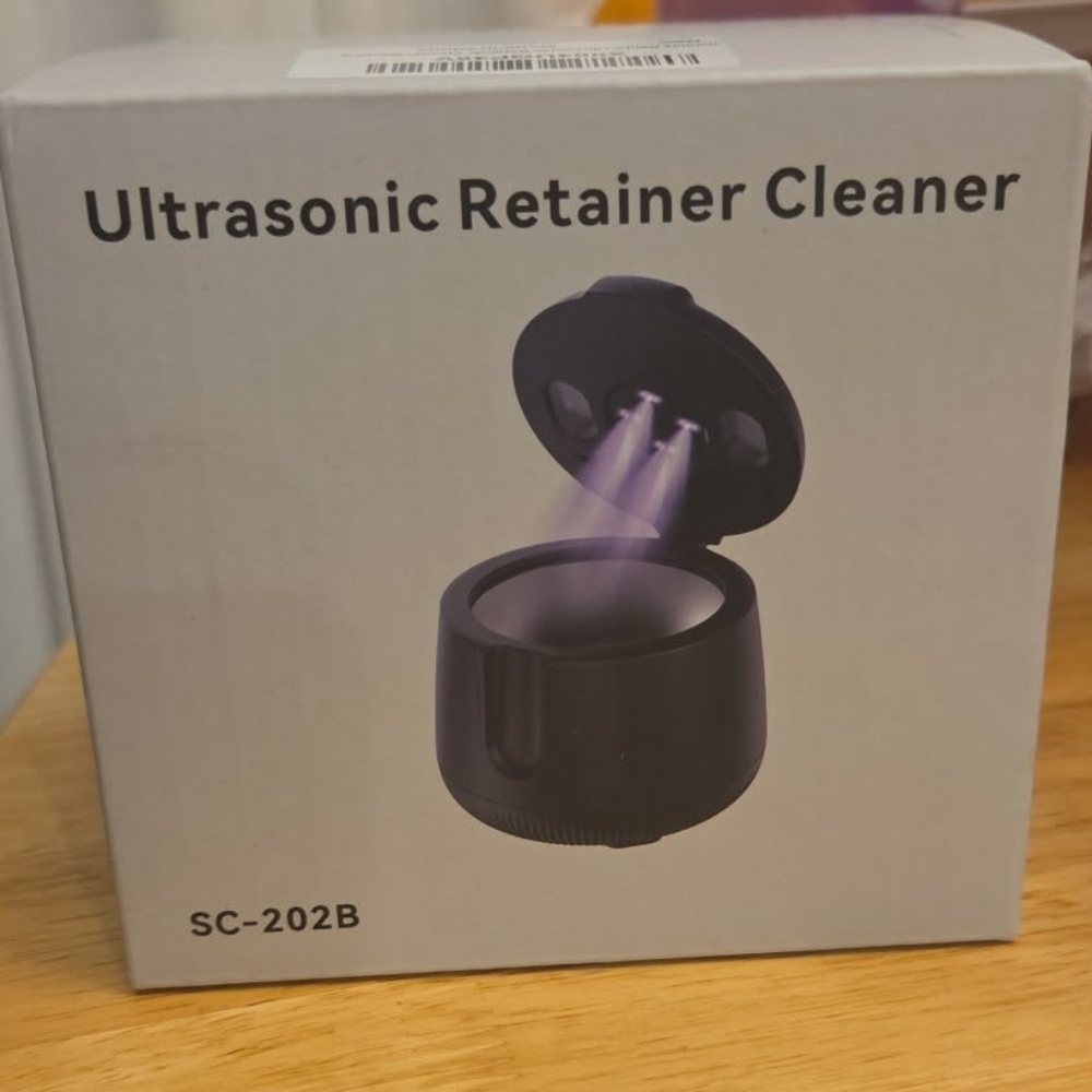 Ultrasonic Retainer Cleaner - Picture 4 of 5